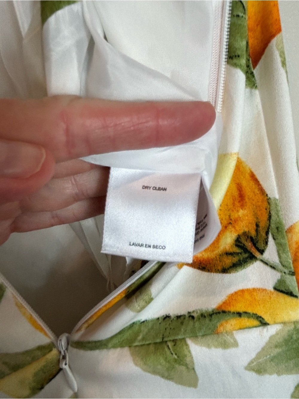 Anne Klein White Midi Dress with Yellow Lemon Print and Green Leaves - Picture 9 of 9